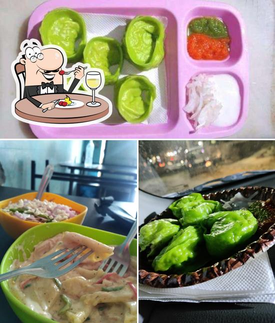 Meals at Mannu Fast Food