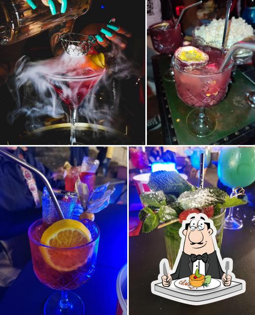 Cibo al El Chicano Cocktail Bar