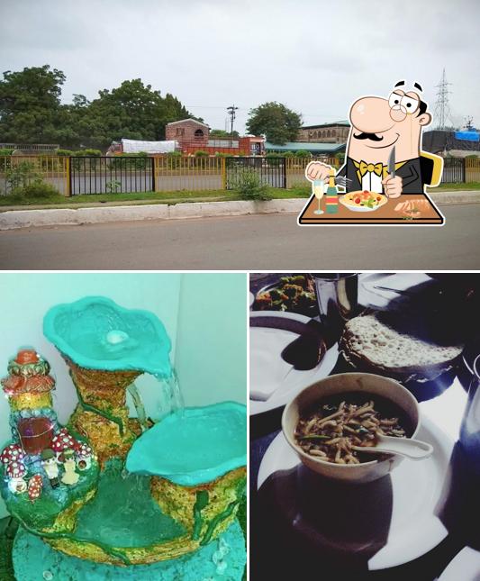 The restaurant's food and exterior
