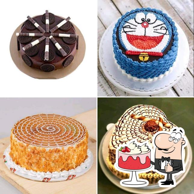 Red velvet cake at Nikunj Bakers