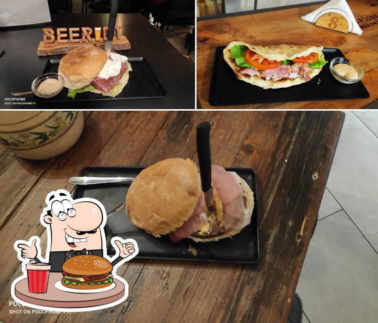 Prenditi un hamburger a Beeriot, Birroteca indipendente