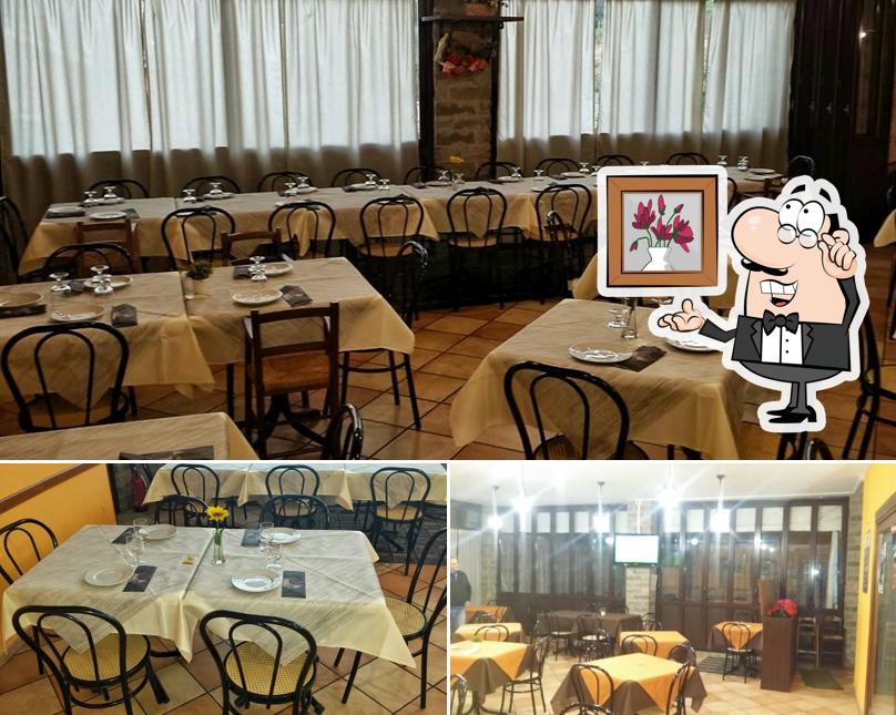 Siediti a un tavolo di La Taverna Dei Balbi