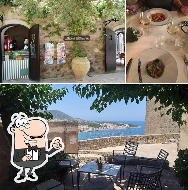 Siediti a un tavolo di La caffetteria del Monastero