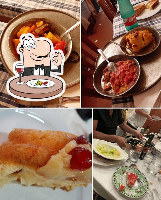 Platti al Antica Trattoria e Pizzeria Vicolo della Neve