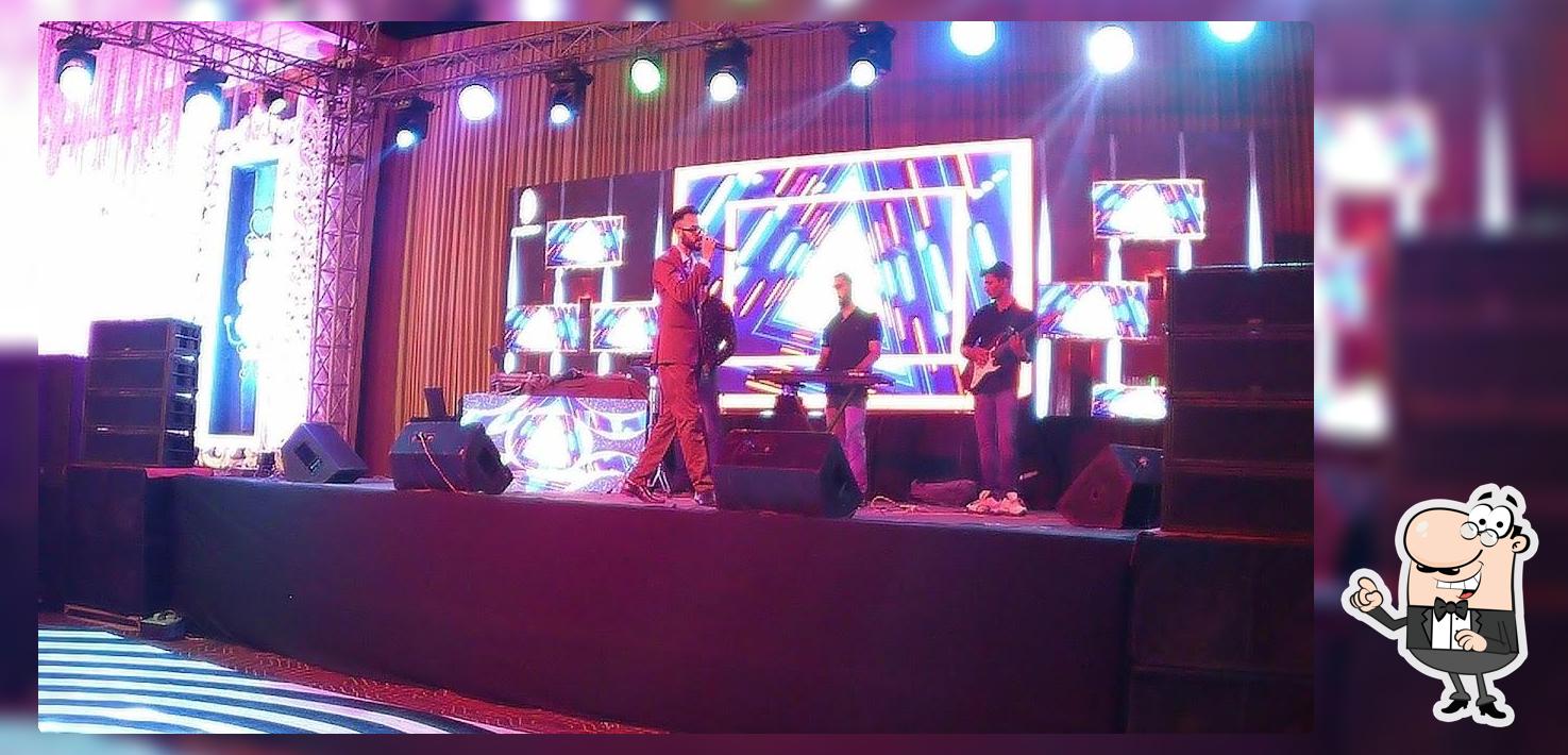 DJ FRIENDS Sanjay sound