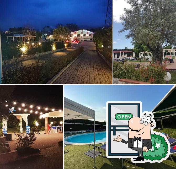 Puoi goderti l'aria fresca da seduto all'esterno di Sala Ricevimenti Ristorante Pizzeria Il Capriolo