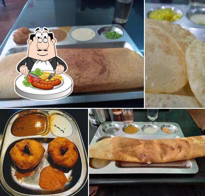 Meals at Hotel Aryas