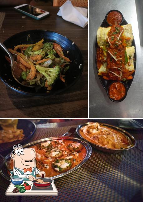 Chicken curry at Isquare Restaurant and Cafe