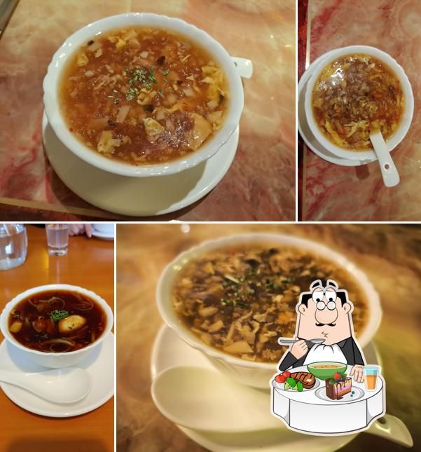 Zuppa calda e acida al Kitajska restavracija Sichuan