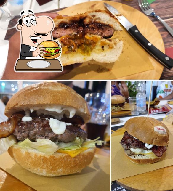 Concediti un bell'hamburger a Momò Burger & Bistrot