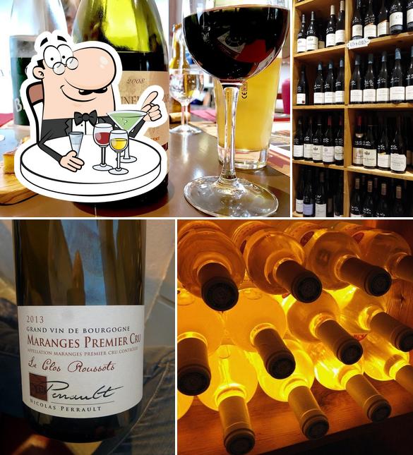 le Volet qui Penche