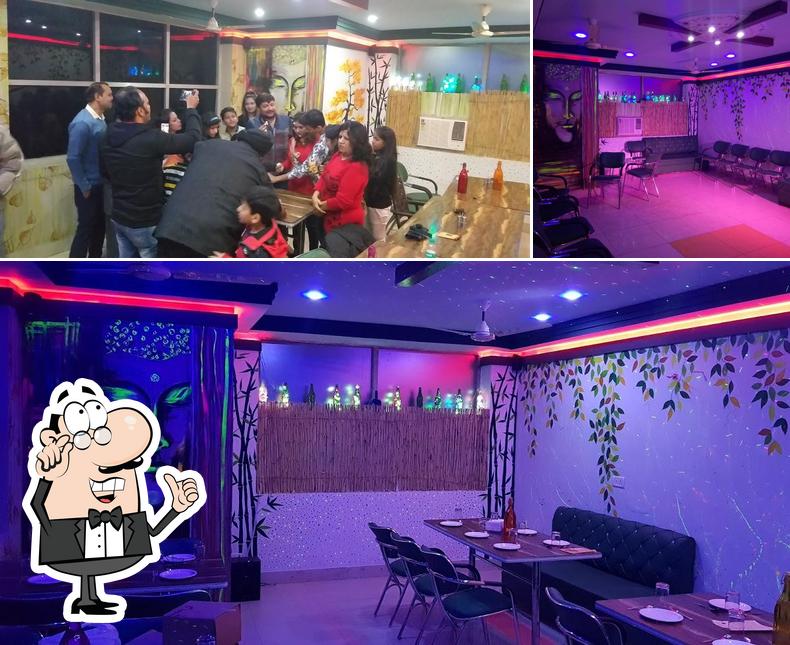 Check out how Hungrill restaurant and cafe looks inside