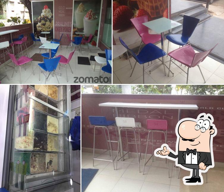 The interior of Baskin Robbins
