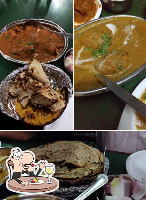 Meals at Degchi Dove Foods