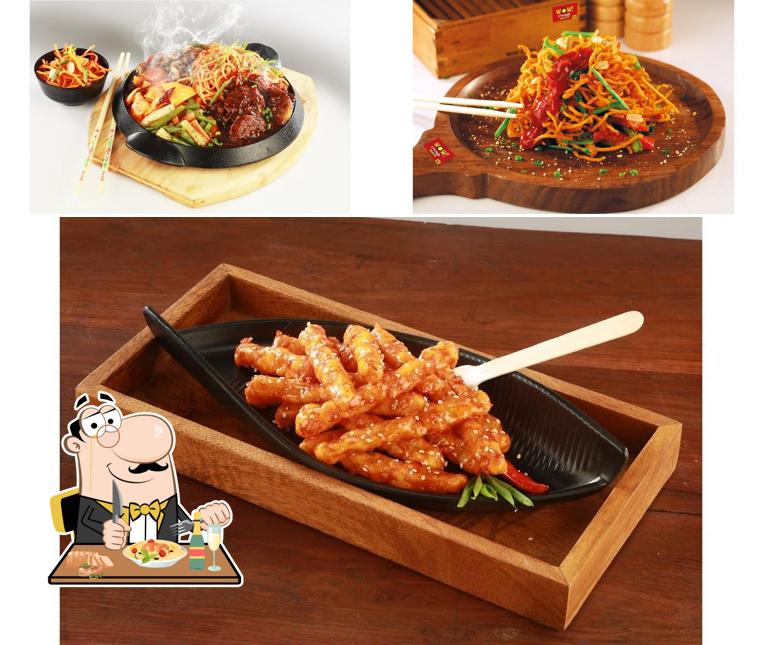 Food at WOW China