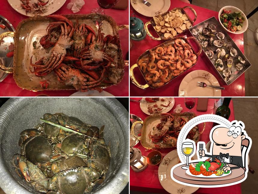 Try out seafood at Cafe Capricorn & Beach House