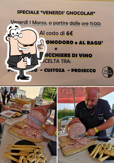 Ecco un'immagine di Daily Mirror Cafè