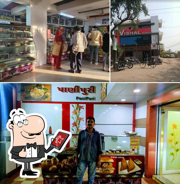 The exterior of Vishal Bakers