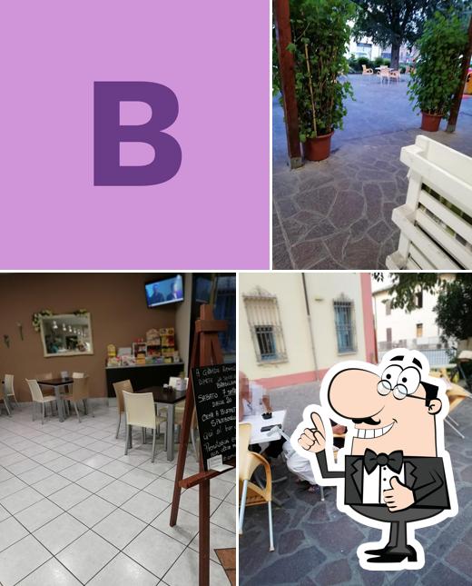 Ecco una foto di Bar Dei Fiori