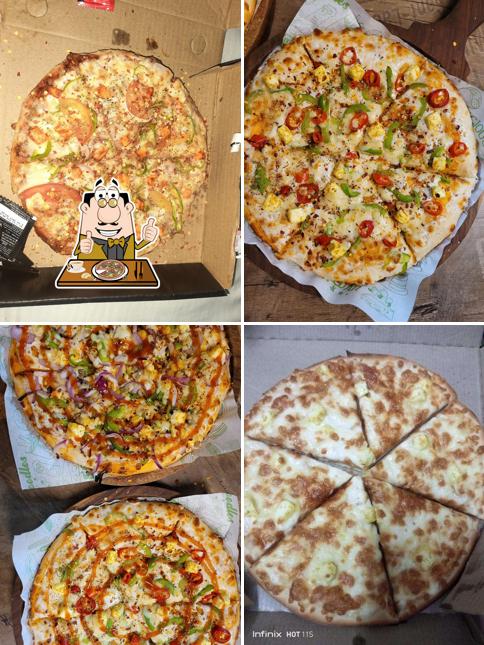 Order pizza at Roms Pizza Loni