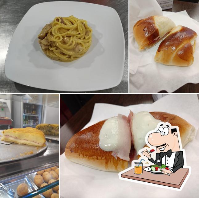 Cibo al RistoBar Gallitano Cream Coffee