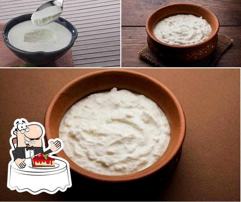AKSHTARA offers a number of sweet dishes
