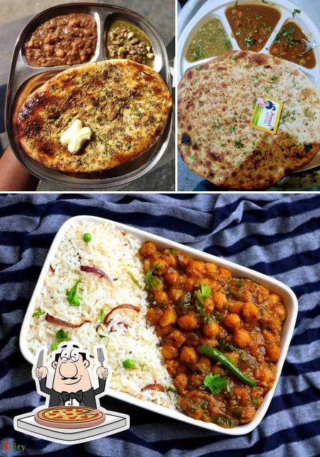 Pick pizza at Kulcha Bites - Amritsari Kulcha
