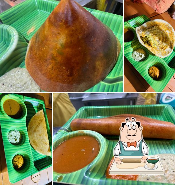 Samosa at The Bangalorean Dosa @Medical
