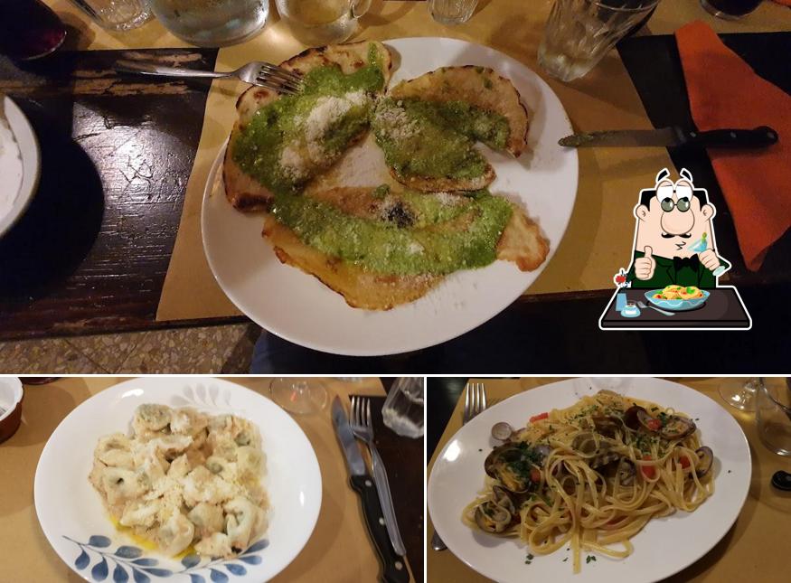 Tortellini al Trattoria Le Acciughe Fanno Il Pallone
