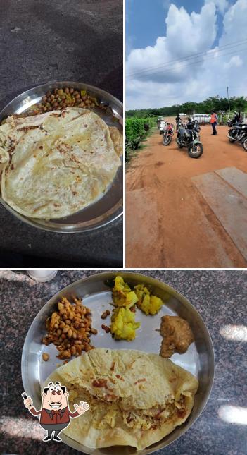 Food at Prabhu Vegetarian Restaurant Thoranagallu