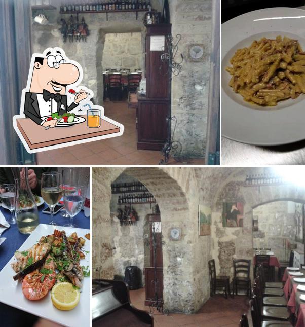 Cibo al RISTORANTE PRIMI PIATTI