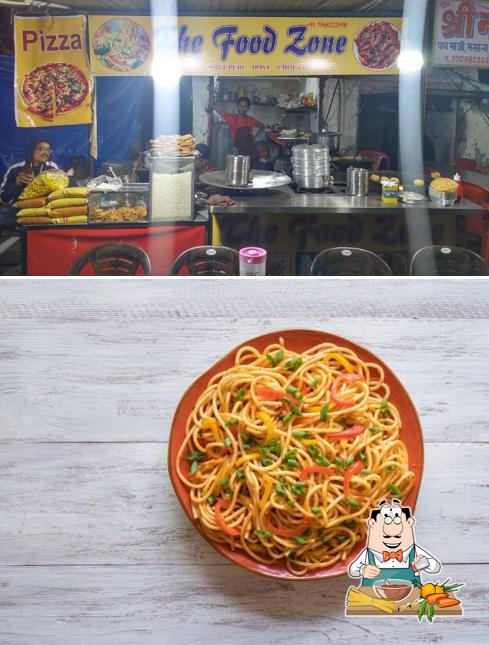 Spaghetti bolognese at The FOOD ZONE