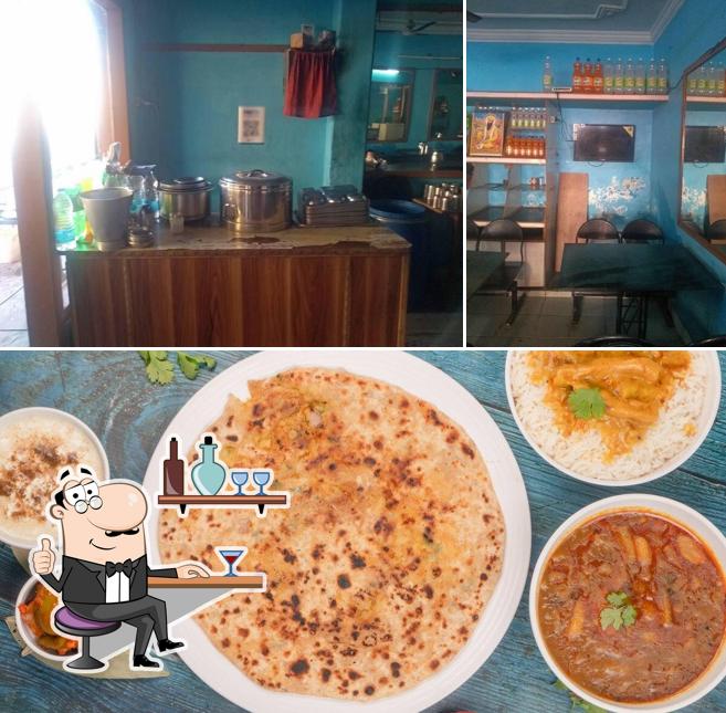 Kapoor Dhaba is distinguished by interior and pizza