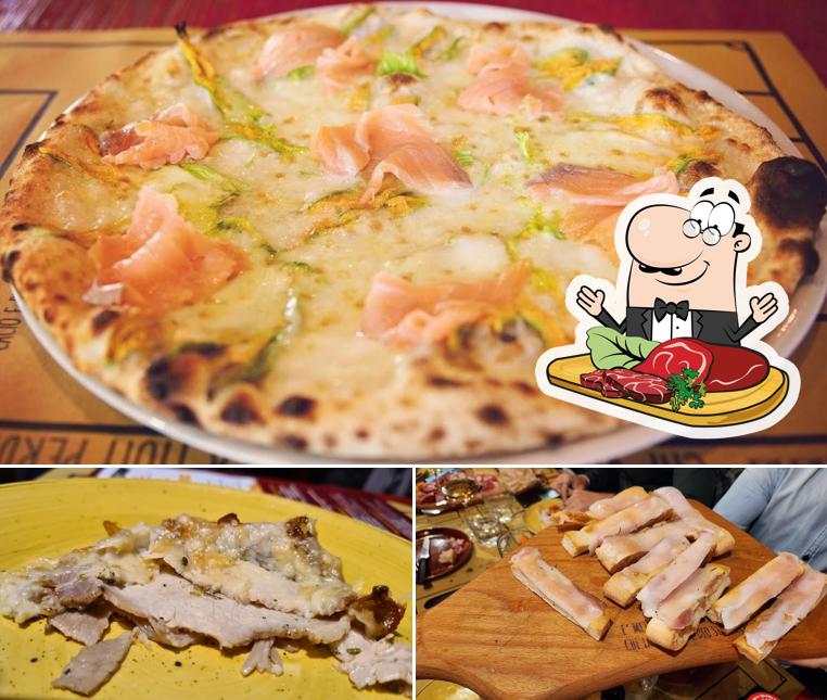 Ordina i un pasto a base di carne a La Fraschetta di Grottaperfetta