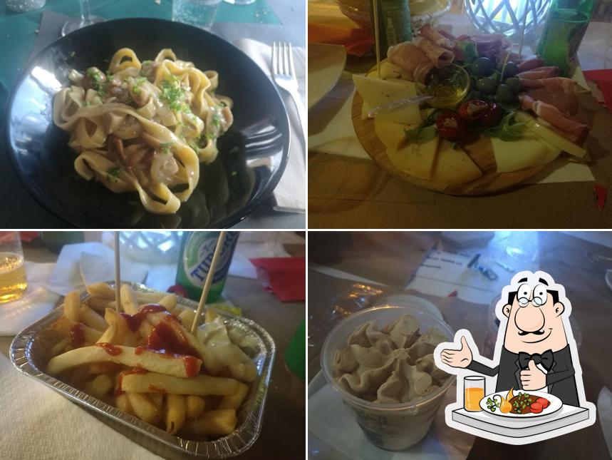 Piatto di formaggi al Bar Ristorante Del Campanaro