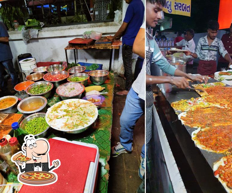 Pick pizza at Anna ka Dhosa