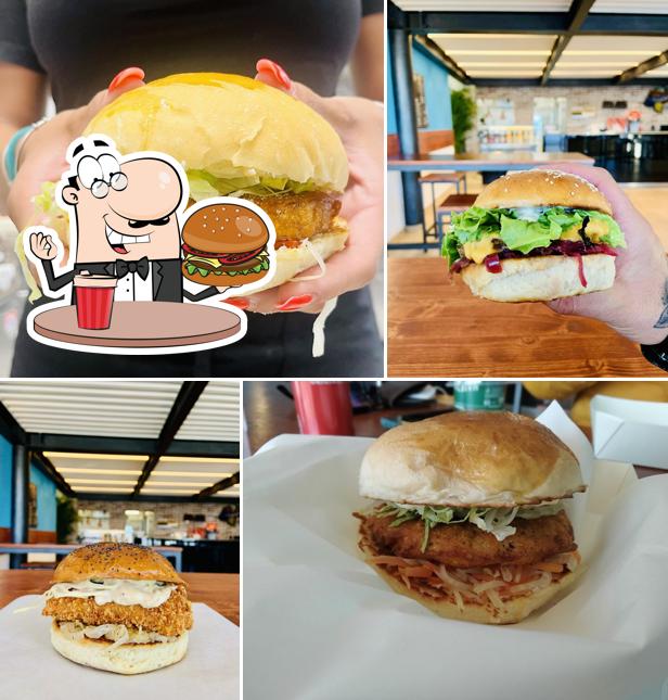 Prenditi un hamburger a Baracuda Burgers