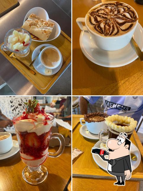 Maná Bolos & Doces Cafeteria