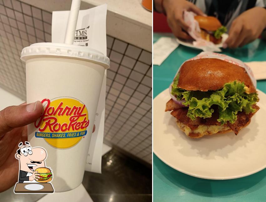 Hamburger at Johnny Rockets