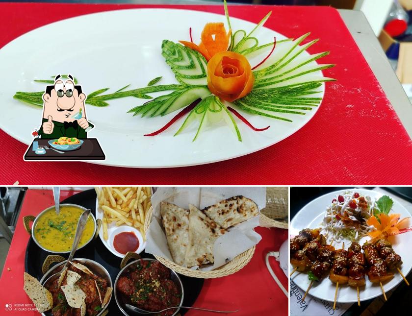 Naan at MUGHAL (The Taste of Emperor)