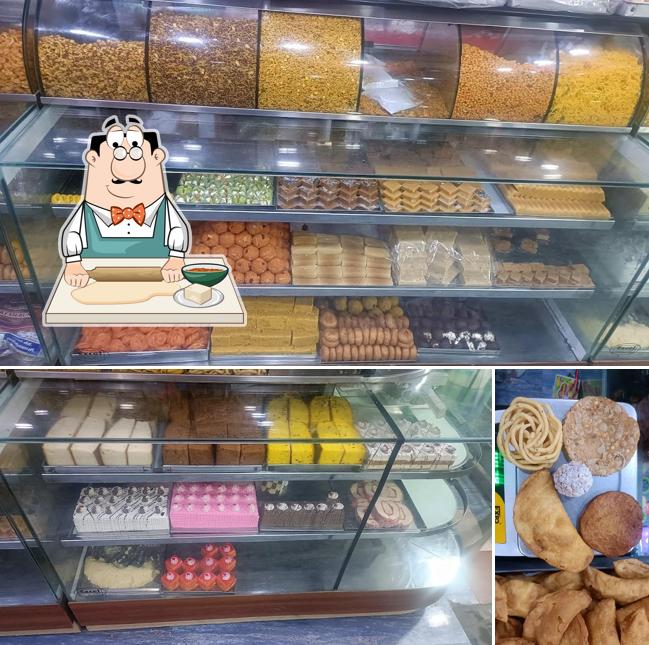 Samosa at Sri Rama Sweets & Bakery