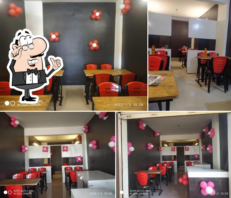 The interior of Yahoo Momos and Neet Chinese Hut