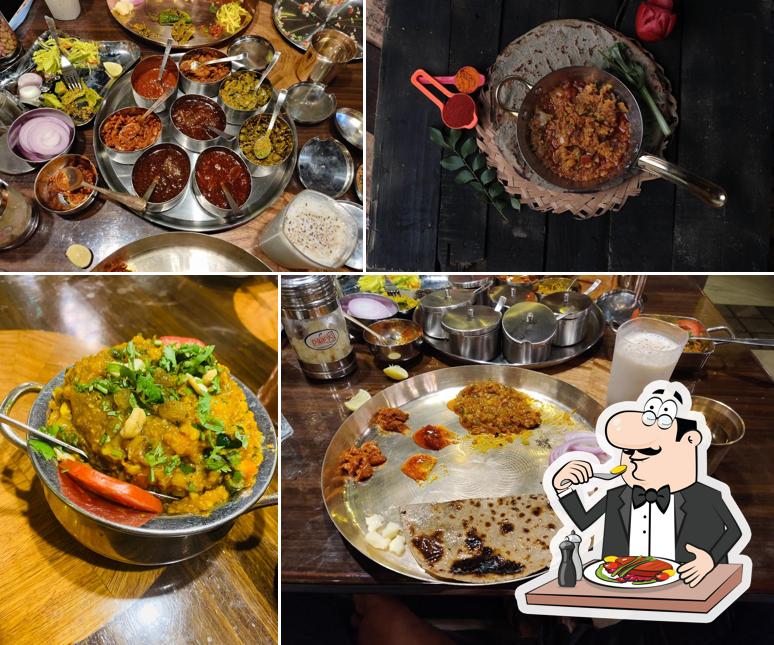 Food at Sorath Restaurant (સોરઠ કાઠિયાવાડી ઝાયકો)