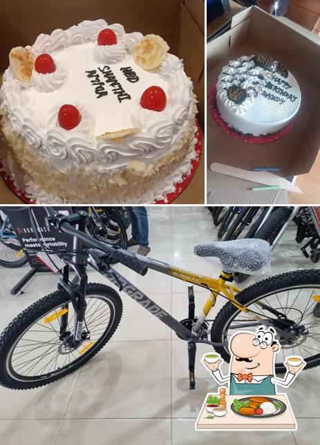 This is the photo showing food and exterior at Tanish Bubble Cafe ( Pizza, Sandwich, Burger, Ice cream, Milkshakes, Fresh Juice )