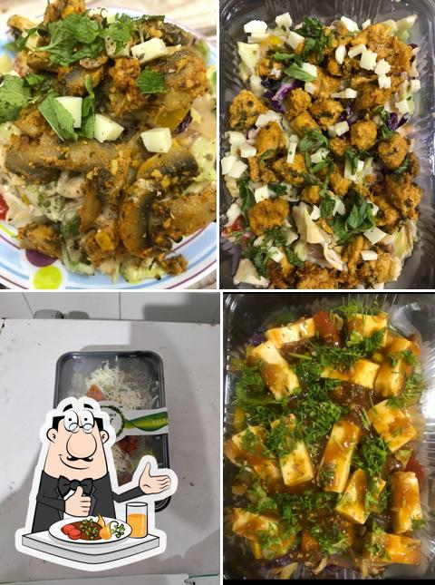 Meals at SaladO