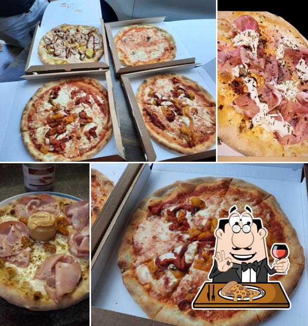A Corallo pizzeria rosticceria asporto, puoi assaggiare una bella pizza