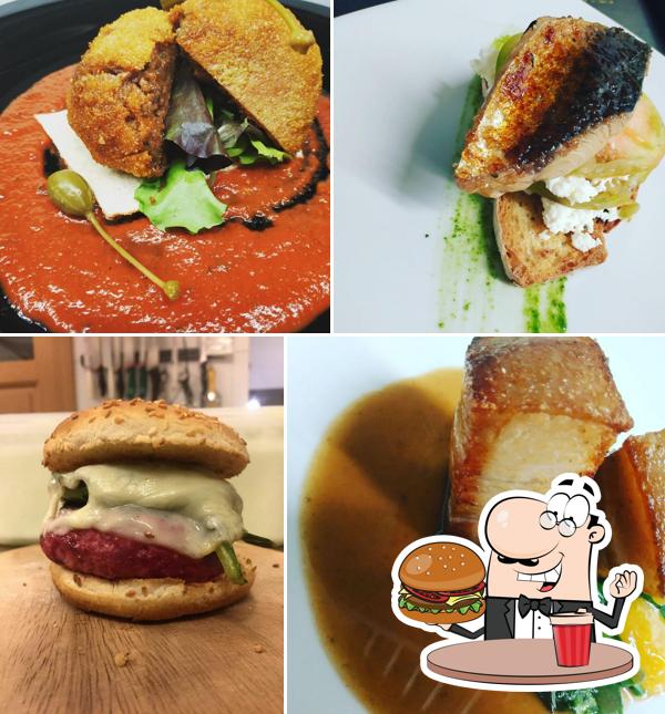 Prenditi un hamburger a Osteria Micheletti_ Pisa