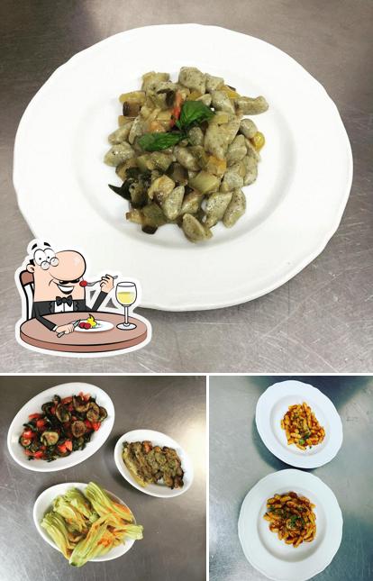 Cibo al Agriturismo SA Rocca Manna