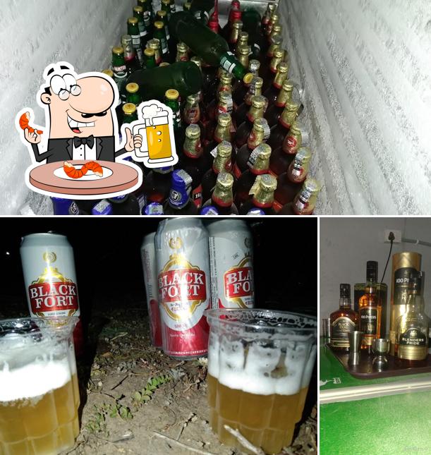 Order a pint of light or dark beer