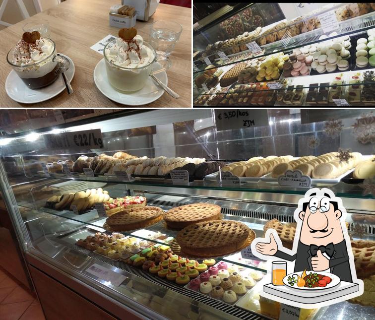 Mousse al cioccolato al Pastry Shop and Café Opera